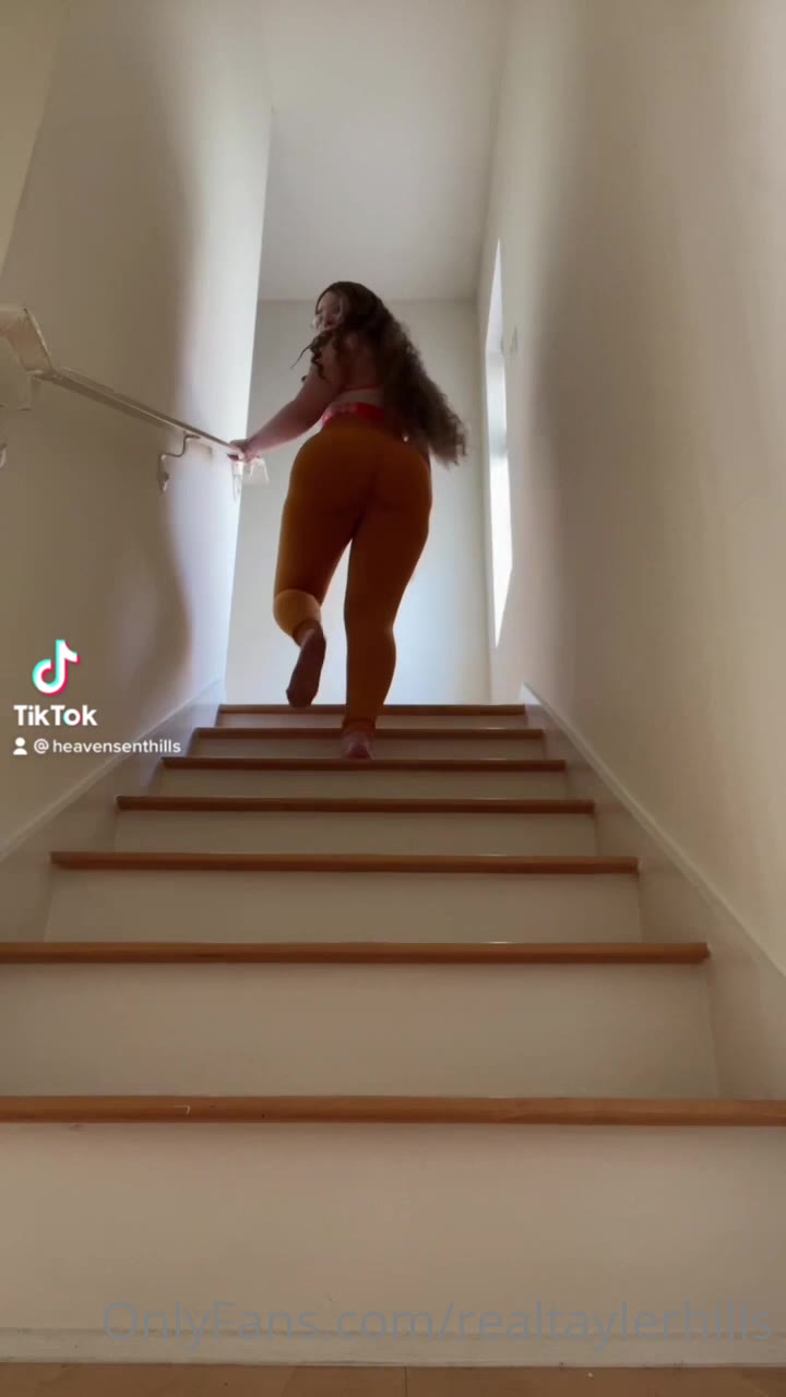 tayler hills  onlyfans leaked 6