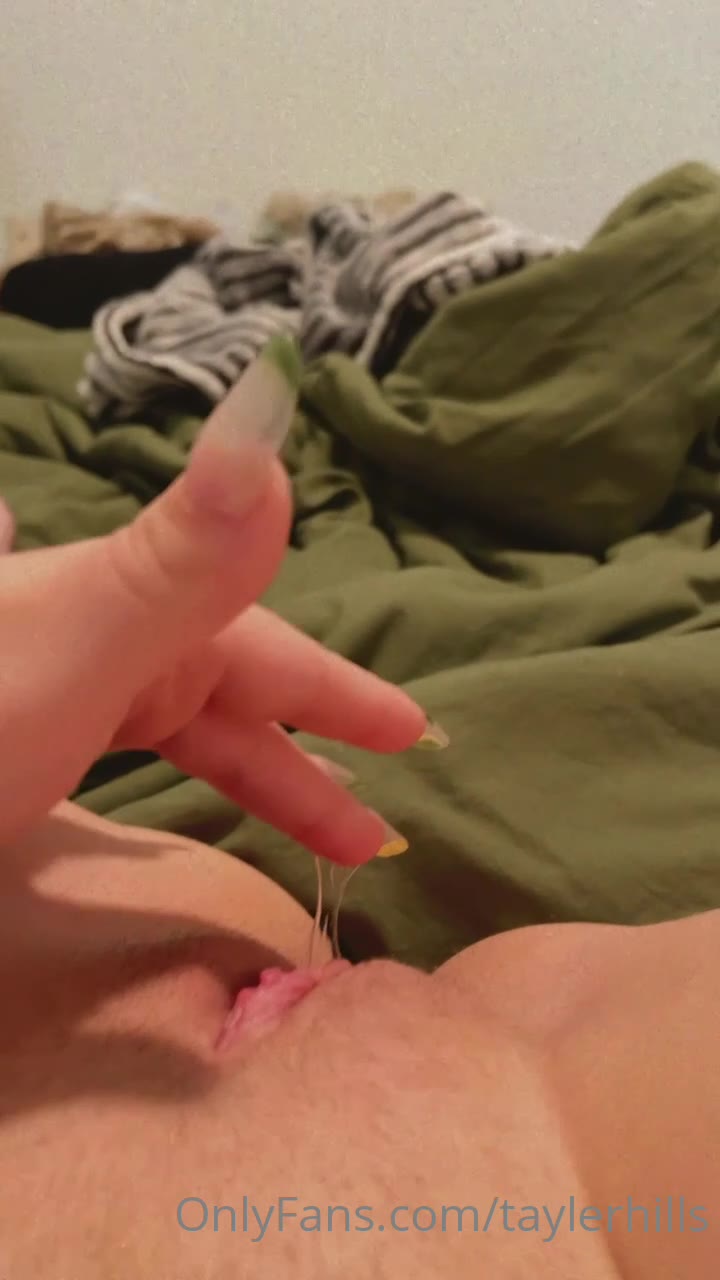 tayler hills onlyfans twerking