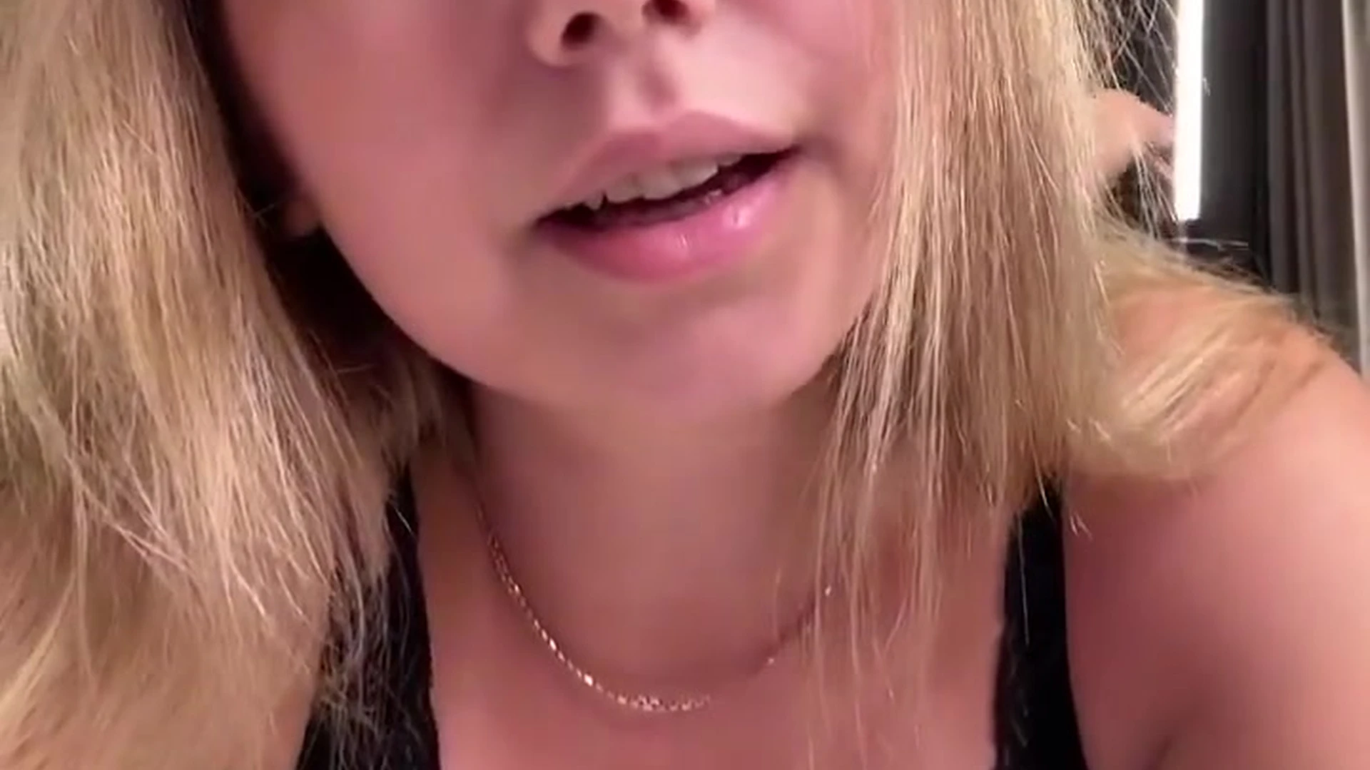 Judy Blooms showing her big tits and jumping on bed leaked clip