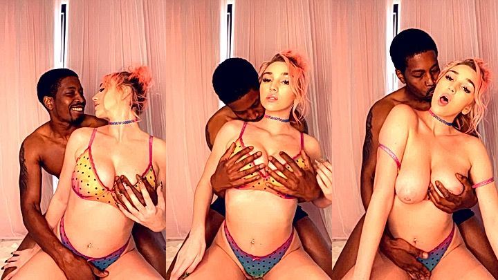 Kendra Sunderland enjoying hot fun leaked for fans