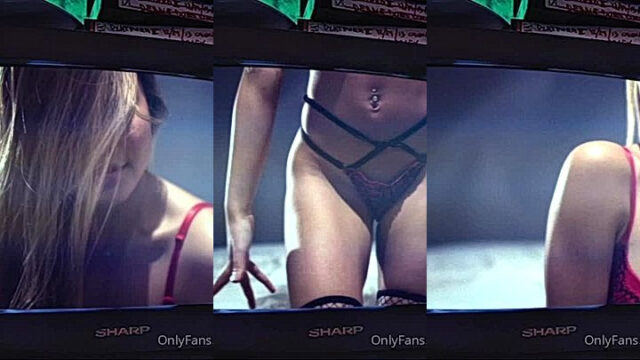 Connell Twins hot girl posing for camera nude leaks for fans