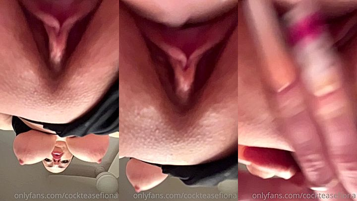 hot chick is so horny she couldnt help but masturbate really hard leaked onlyfans video