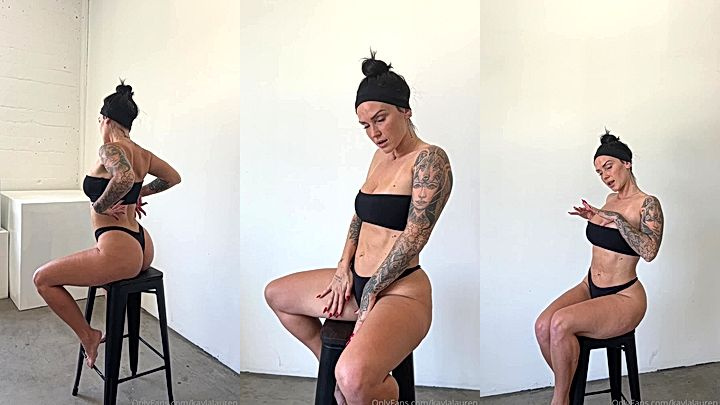 hot babe Kayla Lauren sexy body deserves your full attention