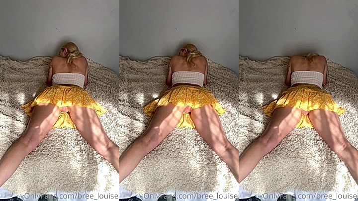 leaked video of naughty onlyfans model Bree Louise apread her ass wide on the bed