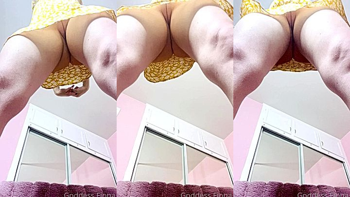 leaked video of hot sexy slut Mama Fiona stands and spread her coochie