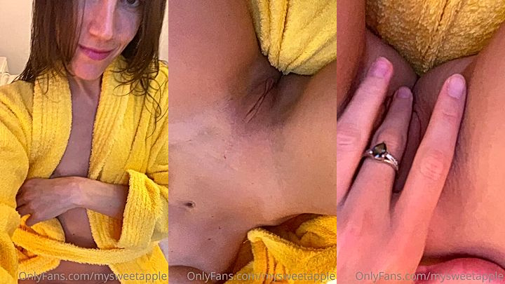 horny onlyfans model MySweetApple fingers her coochie