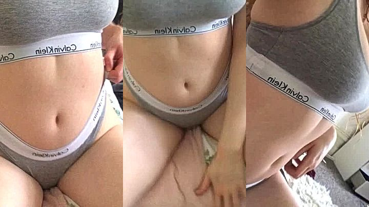 model Imogen Lucie flaunt juicy tits and massive big ass