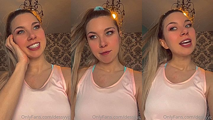 teen model  Dessyyc woke up really horny and happy