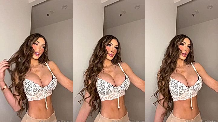 nasty big boobs model Molly Eskam boobies jiggle as she teases