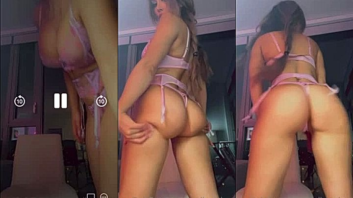 hot and sexy slut Molly Eskam showing off her big booty in this onlyfans leak