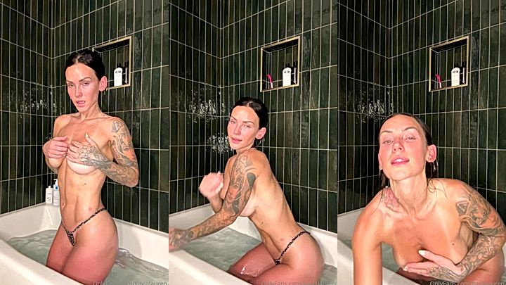 onlyfans model Kayla Lauren rubs her soapy tits in the shower