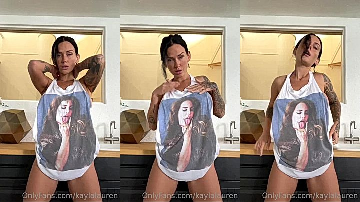 onlyfans naked bitch Kayla Lauren wears a apron big ass and huge tits