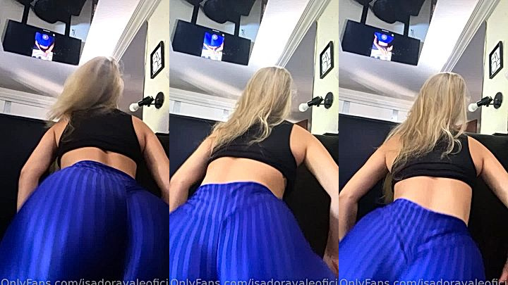 Isadora Vale in her sexy outfit loves to show her amazing ass leaked onlyfans video