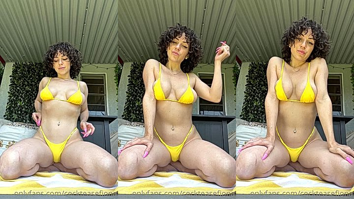 hot chick goes naked to show off her sexy body onlyfans leaked nude