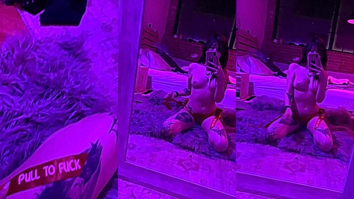 hot amazing chick Nonsalemwitch is hving a great time showing off her amazing tits leaked onlyfans video