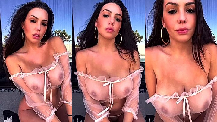 big tits chick is having an amazing time showing off her huge tits outdoor