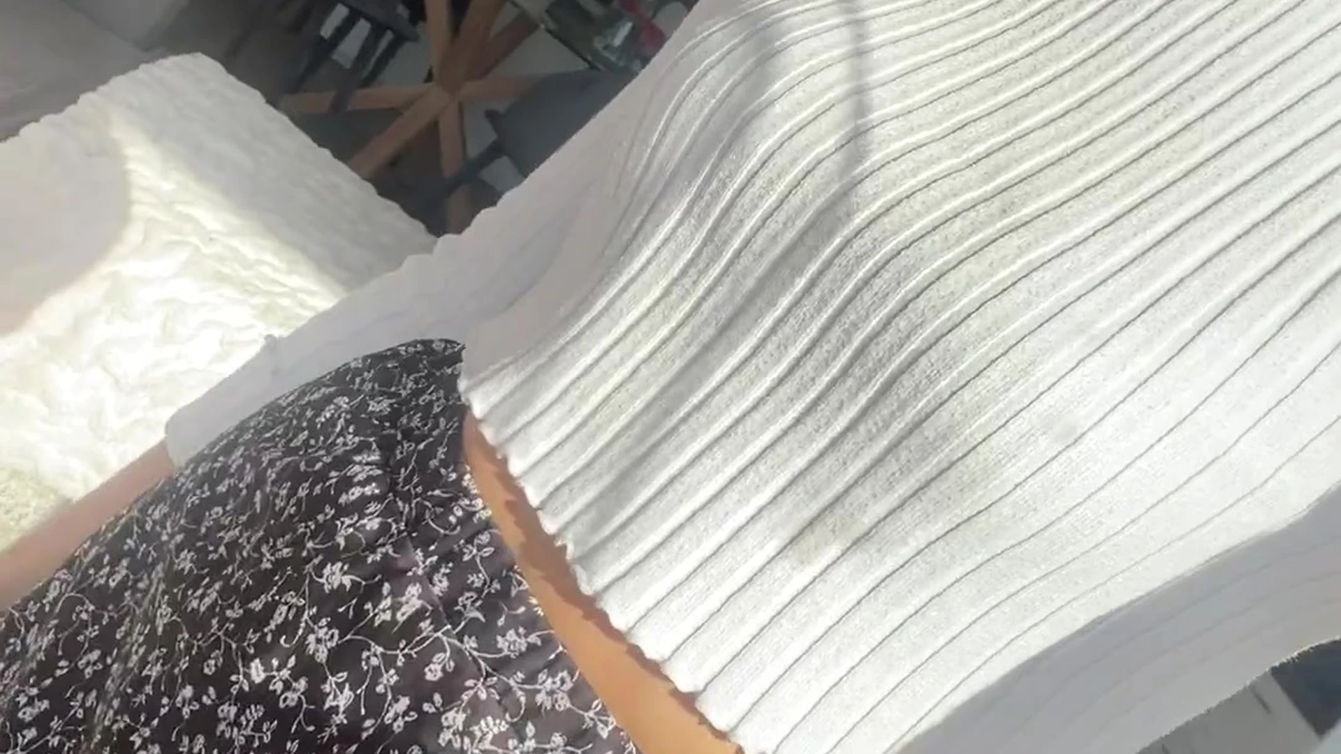 Miss_Dxxx teases her sexy body for you