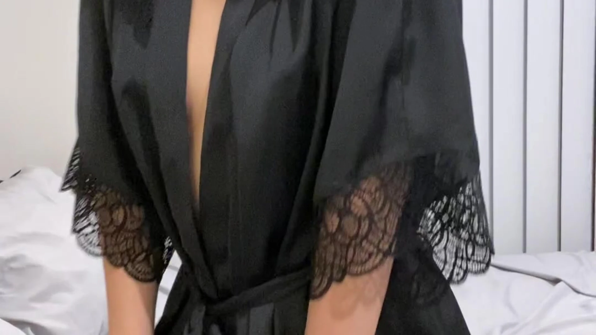 sexy Miss_Dxxx strip off her sexy black nightie and teases around bed