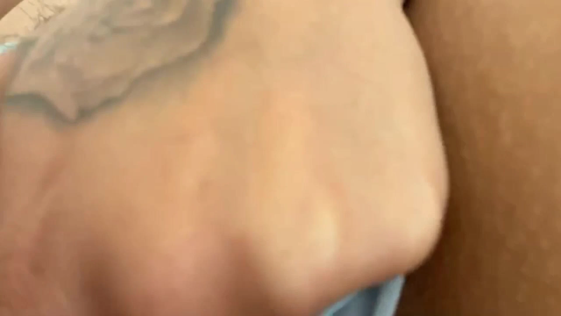 nasty sexy bitch Emily Cheree fingers her coochie till she cums