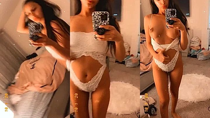 sexy american model Gianna Diorshows her big tits in a mirror selfie