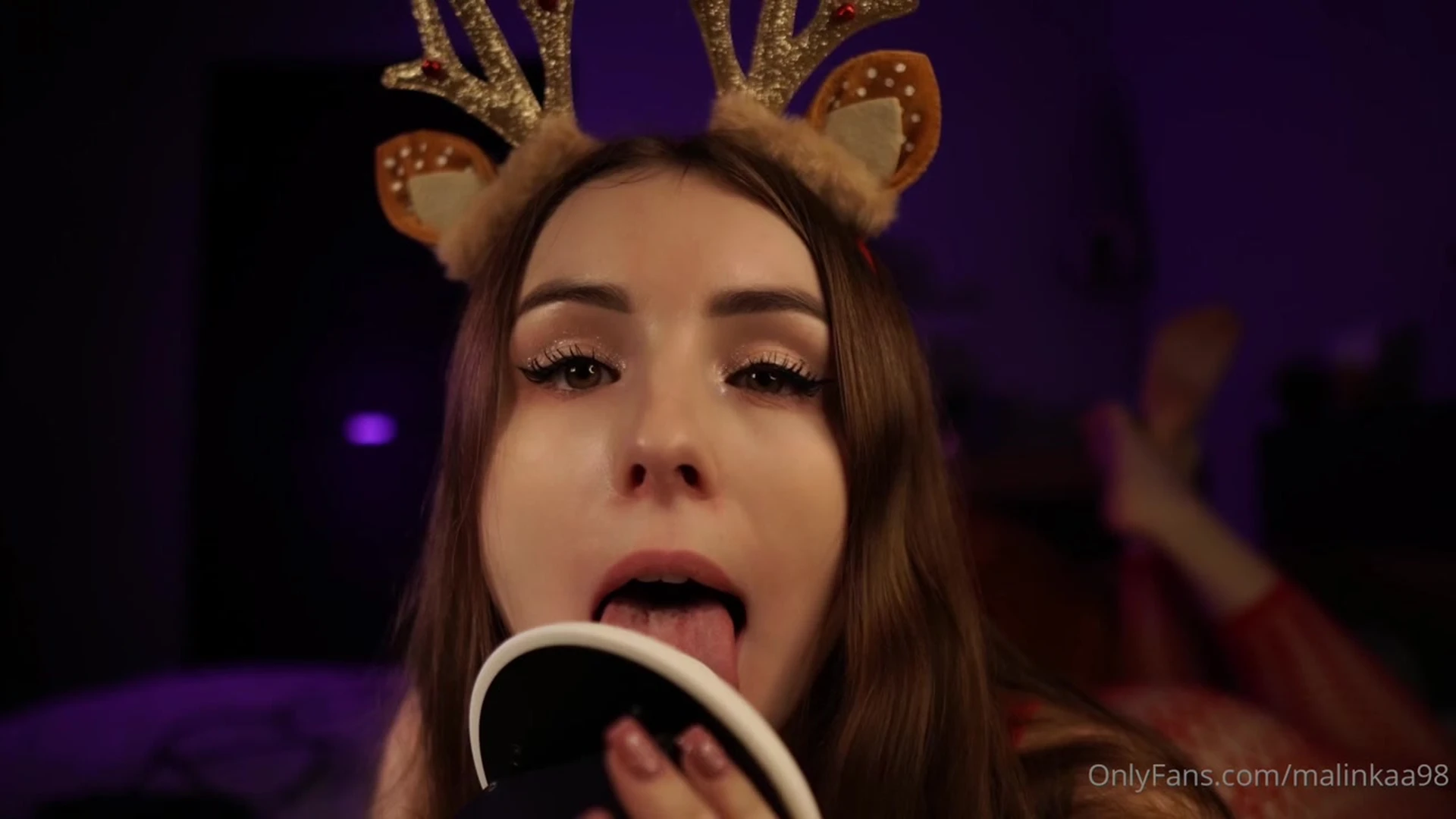 bad girl Malinkaa98 in net lingerie twerks big ass till she moan leaked onlyfans