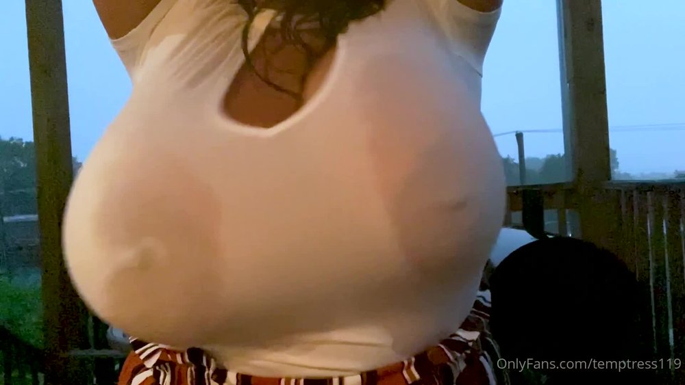 Temptress119 shake and touch haer big boobs ahrd till seh is soaking wet, leaked video