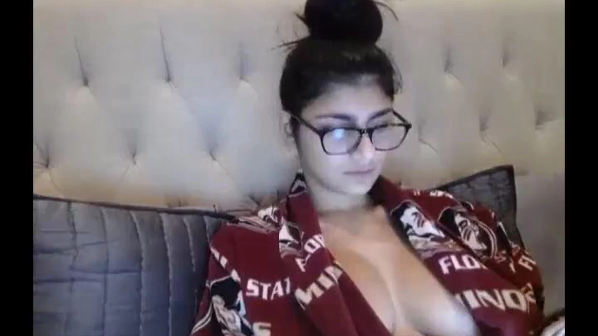 naughty sexy hot model Mia Khalifa play with her big massive titties in thsi video