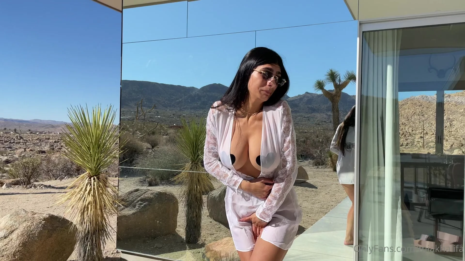 wild naughty arab model Mia Khalifa teases you with her massive big boobs, leaked hot model nude