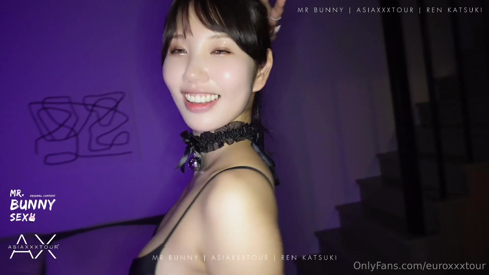sexy bunny Asiaxxxtour sucked big cock and spread her kitty wide for hot missionary stroking