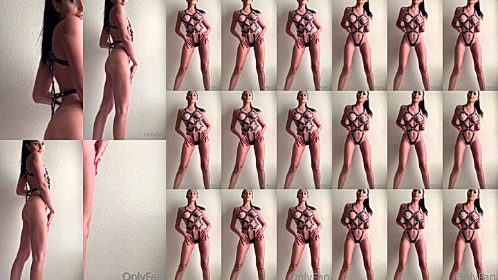 tall sexy girl Ariana Marie looking gorgeous