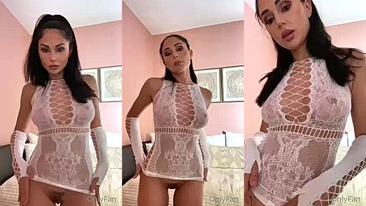 freaky slut Ariana Marie knows how to turn you on with her moves onlyfans