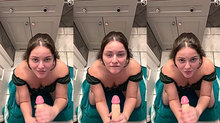 Bbystar is having so much fun sucking on a huge cock