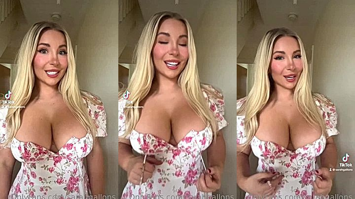 huge tits chick loves to show her fans her amazing boobs leaked video