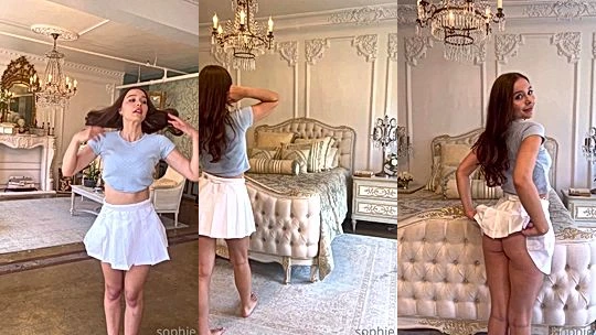 sexy model in her amazing lingerie couldn’t help but tease her fans leaked video