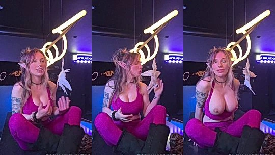 Liz Katz shows her tits to her fans leaked onlyfans naked video