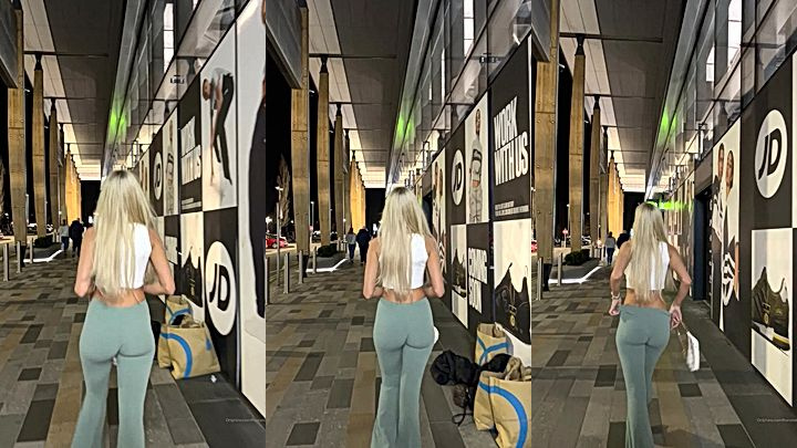 hot slut  Frances Bentley pulls down her pants and wiggle her big ass in the mall