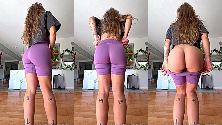 white hot model Nicole Aniston shows of her big ass in her apartment, leaked nude video