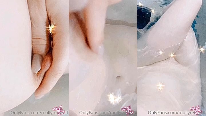 hot chick MollyRedWolf couldnt help but show off her pussy while masturbating
