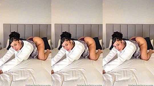 freaky doll Himynamestee bends over on the bed and wiggles her sexy hot ass for the cam,private video
