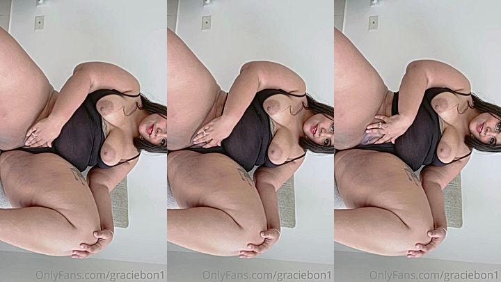horny babe Graciebon rubs pussy in slow motion youll love it onlyfans leak video