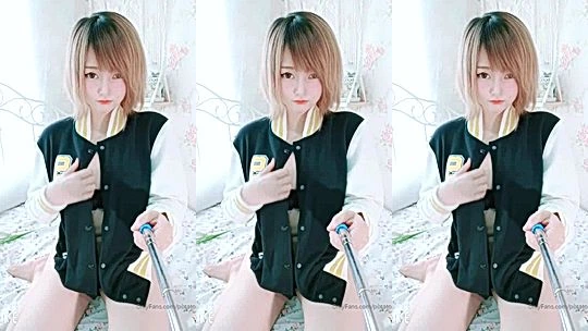 petite asian model Potato godzilla looking pretty adnsexy in lingerie, leaked video