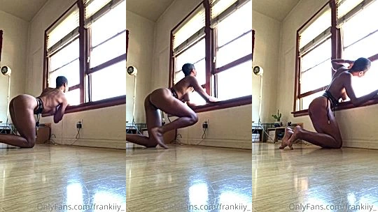 hot naughty sexy wild model Frankiiy arc her sexy big ass, leaked video