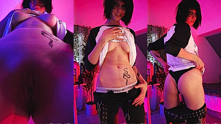 bad dirty babe Little_emo_kitten alone in her bedroom showing off her sexy body and run her hands down her curves