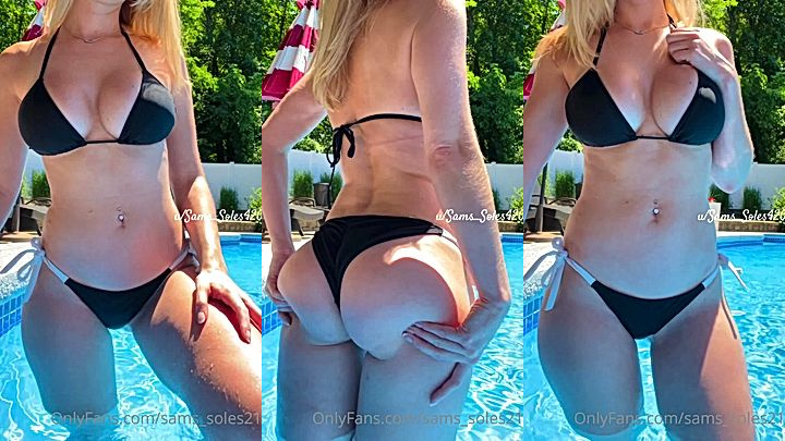 Naughty Model Sams soles21 is having a great time in the pool leaked video