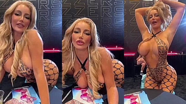 freaky super model Nicolette Shea with an amazing boobs onlyfans
