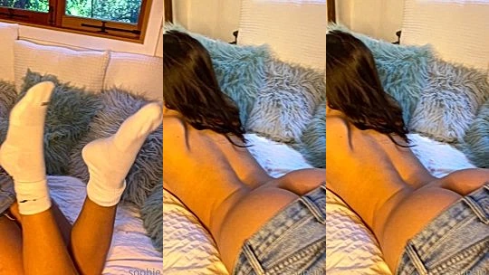 leaked onlyfans model Sophie Mudd lays down and read and shows her big ass