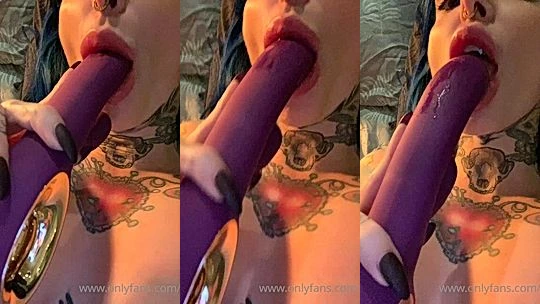 slutty italian onlyfans model Riae sucks her dildo like a whore