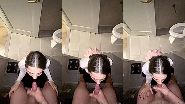 bad girl That1iggirl soft lips and tongue work magic in the bathroom