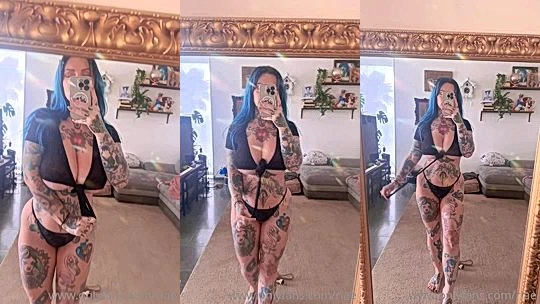 naughty onlyfans italian model Riae do mirror selfie and shows her huge tits