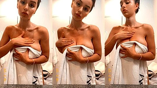 big ass american onlyfans model Sophie Mudd cover her big boobs with a towel